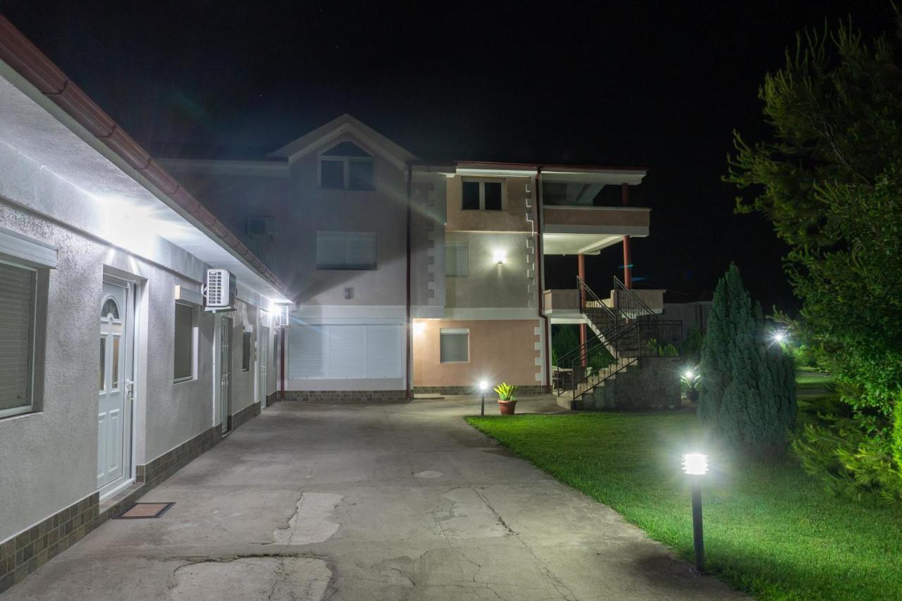 Villa Katerina & Pool Gevgelija Extérieur photo